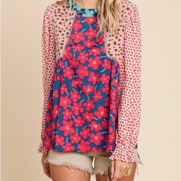 🔥🔥New Boutique Mixed Print Poet Sleeve Top With U-neck /back Button Size Large - Picture 2 of 5